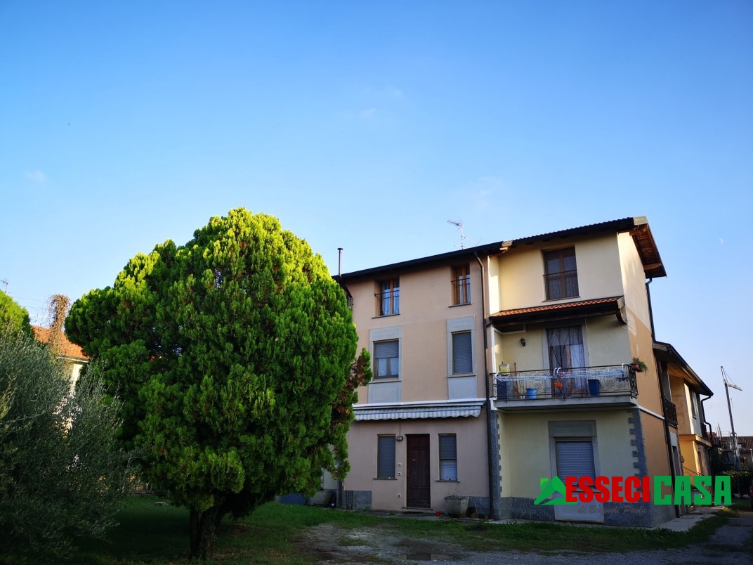 Vendita Bilocale Appartamento Casirate d'Adda Via Albignano 475436